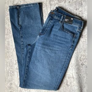 NWT Express Skyscraper Mid-rise Jeans 14R